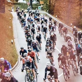 Radrennen ONETWENTY: Großer Radsport mit Festival-Flair